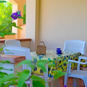 https://appartamenti-casa-dini.it-tuscanyhotel.com